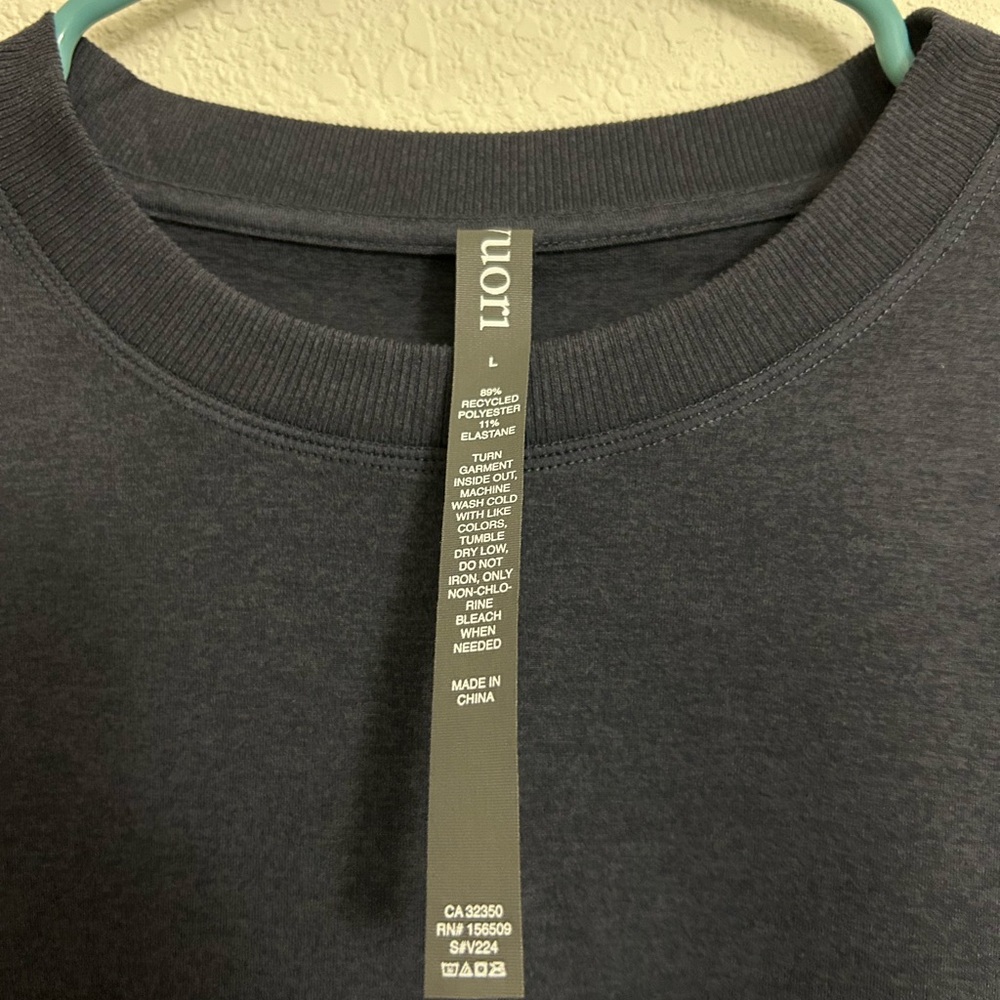 Vuori Navy Long-Sleeve Crew Sweatshirt - Picture 3 of 4